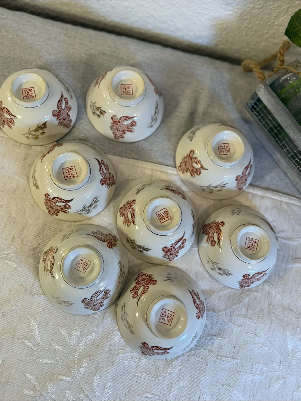 Vintage Style Ceramic Rice Bowls with‎ Red Floral Longevity - Set of 8 Gold Rim